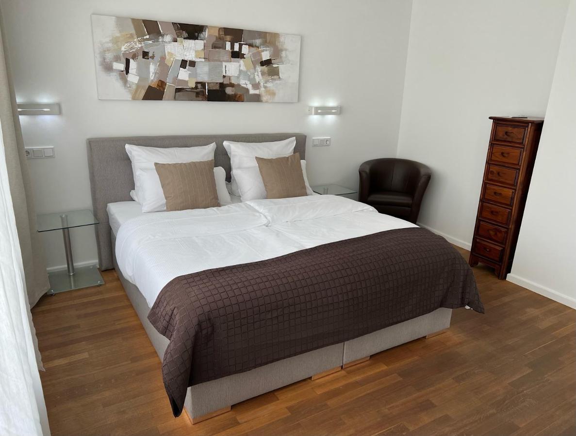 Weingut-Aparthotel Olinger Mehring (Rhineland-Palatinate) Quarto foto