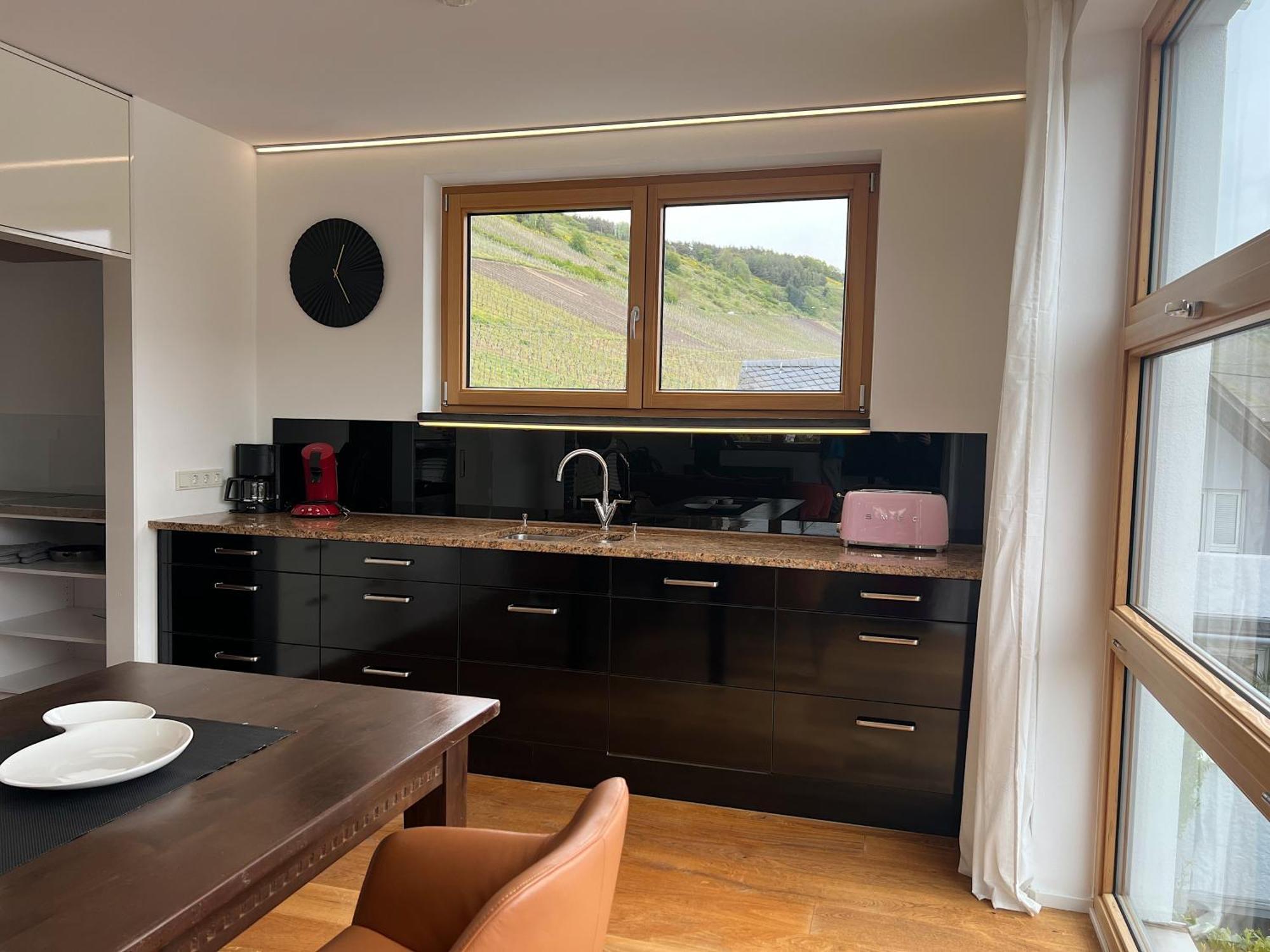 Weingut-Aparthotel Olinger Mehring (Rhineland-Palatinate) Quarto foto