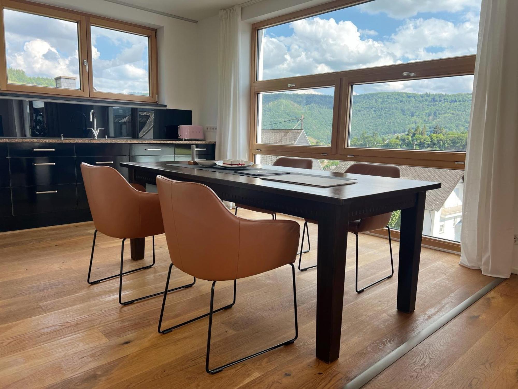 Weingut-Aparthotel Olinger Mehring (Rhineland-Palatinate) Quarto foto